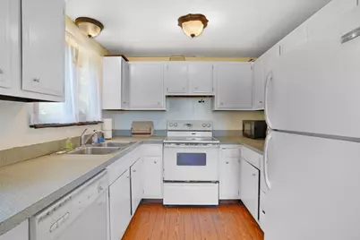 51 Lantern Ln, Tisbury, MA 02568 - Photo 7