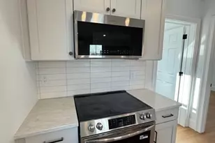 41 Elm St, Andover, MA 01810 - Photo 5