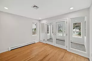 528 Menauhant Rd, Falmouth, MA 02536 - Photo 13