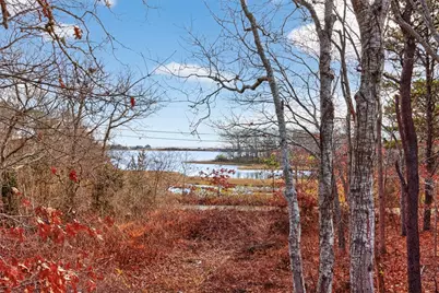 528 Menauhant Rd, Falmouth, MA 02536 - Photo 33