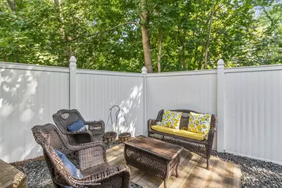 506 Pleasant St, Gardner, MA 01440 - Photo 9