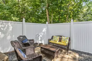 506 Pleasant St, Gardner, MA 01440 - Photo 9