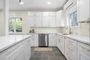 12 Beale St, Worcester, MA 01606 - Photo 11