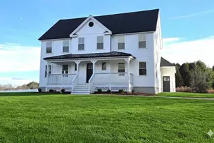 38 Hemlock St, Douglas, MA 01516 - Photo 1