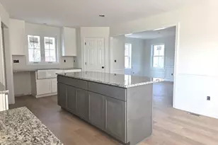 38 Hemlock St, Douglas, MA 01516 - Photo 5