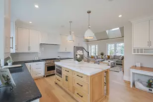 72 Woodside Dr, Falmouth, MA 02536 - Photo 9