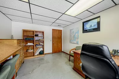 165 Carmelinas Cir, Ludlow, MA 01056 - Photo 21