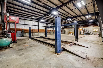 165 Carmelinas Cir, Ludlow, MA 01056 - Photo 35