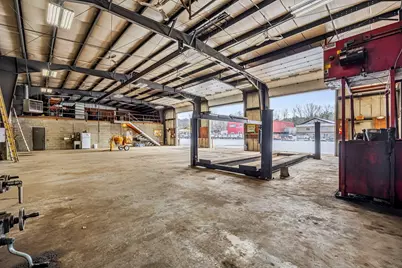 165 Carmelinas Cir, Ludlow, MA 01056 - Photo 37