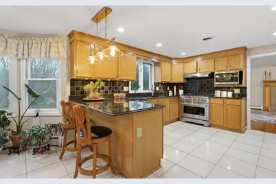 22 Magnolia Road, Sharon, MA 02067 - Photo 5