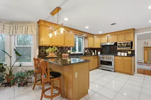 22 Magnolia Rd, Sharon, MA 02067 - Photo 5