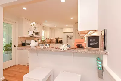 7 Lynch Ave, Dedham, MA 02026 - Photo 9