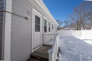 1077 Shelburne St, New Bedford, MA 02745 - Photo 3