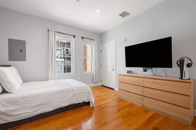 309 309-311 Sumner Street #2R, Boston, MA 02128 - Photo 19