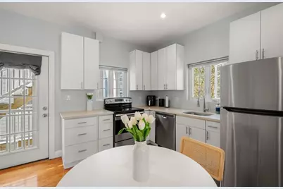 309 309-311 Sumner Street #2R, Boston, MA 02128 - Photo 5