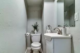 846 Front St, Weymouth, MA 02190 - Photo 7