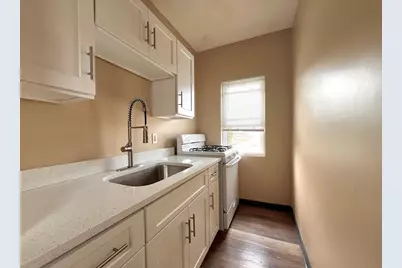 25 Oakland Ave #3R, Everett, MA 02149 - Photo 1