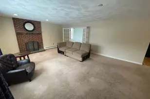 4 Indiana Ave, Woburn, MA 01801 - Photo 3