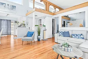 1082 Hancock St, Fall River, MA 02721 - Photo 9