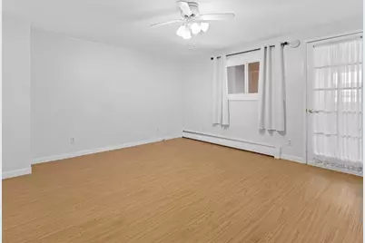 1082 Hancock St, Fall River, MA 02721 - Photo 23