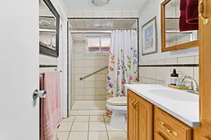 1082 Hancock St, Fall River, MA 02721 - Photo 25