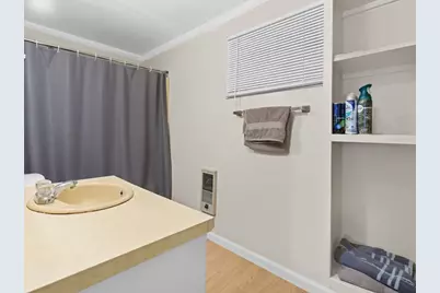 1082 Hancock St, Fall River, MA 02721 - Photo 41