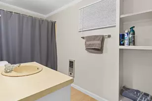 1082 Hancock St, Fall River, MA 02721 - Photo 41