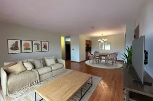 340 Sunderland Rd, Worcester, MA 01604 - Photo 3
