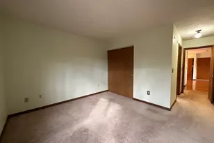 340 Sunderland Rd, Worcester, MA 01604 - Photo 15