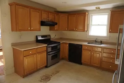 823 Market St, Rockland, MA 02370 - Photo 11