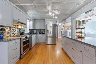 437 Johnny Appleseed Ln, Leominster, MA 01453 - Photo 5