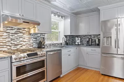 437 Johnny Appleseed Ln, Leominster, MA 01453 - Photo 9