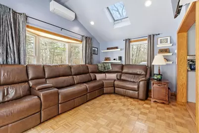 437 Johnny Appleseed Ln, Leominster, MA 01453 - Photo 11