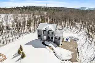 196 Sheldon Rd, Fitchburg, MA 01420 - Photo 29