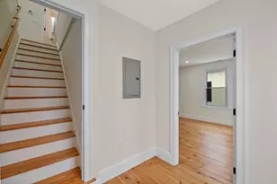 8 Cushing St, Salem, MA 01970 - Photo 27