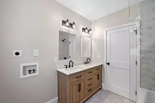 8 Cushing St, Salem, MA 01970 - Photo 15