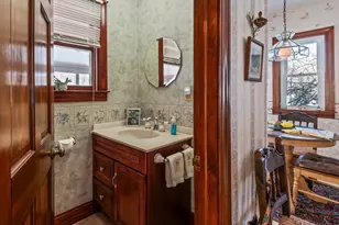 212 Washington St, Leominster, MA 01453 - Photo 13