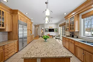6 Eveningstar Dr, Amherst, MA 01002 - Photo 11
