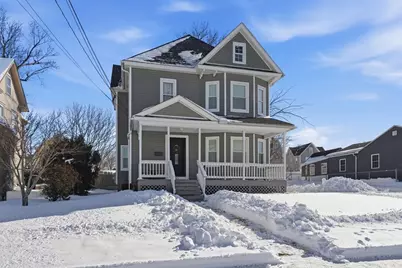 33 Washington St, Chicopee, MA 01020 - Photo 3