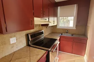 171 Lowell St, Peabody, MA 01960 - Photo 5