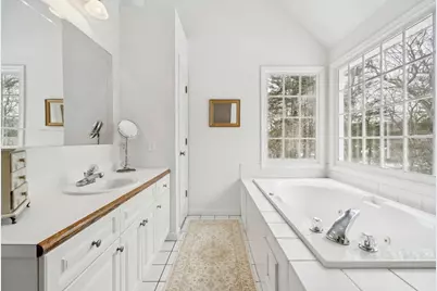 13 Makechnie Rd, Burlington, MA 01803 - Photo 19