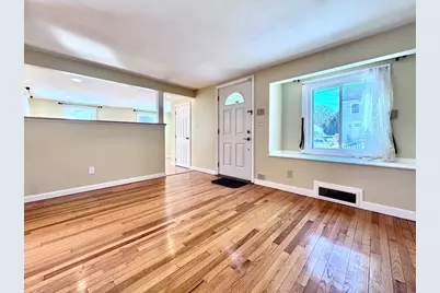 10 Marrigan St, Arlington, MA 02474 - Photo 5