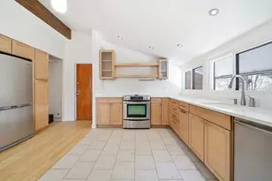 1 Longwood Dr, Andover, MA 01810 - Photo 3