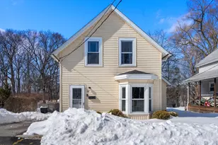 39 Rogers Ave, Ludlow, MA 01056 - Photo 3