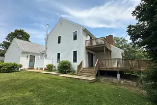 15 Beach St, Falmouth, MA 02536 - Photo 1