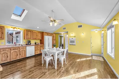 1086 North St Ext, Agawam, MA 01030 - Photo 7