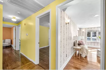 1086 North St Ext, Agawam, MA 01030 - Photo 9