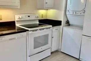 40 Village Rd, Middleton, MA 01949 - Photo 5