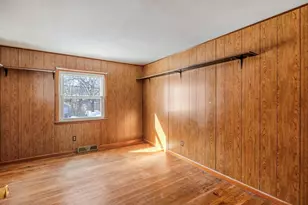 460 Irene St, Chicopee, MA 01020 - Photo 23