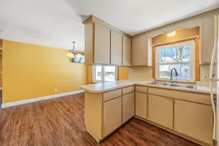 460 Irene St, Chicopee, MA 01020 - Photo 17